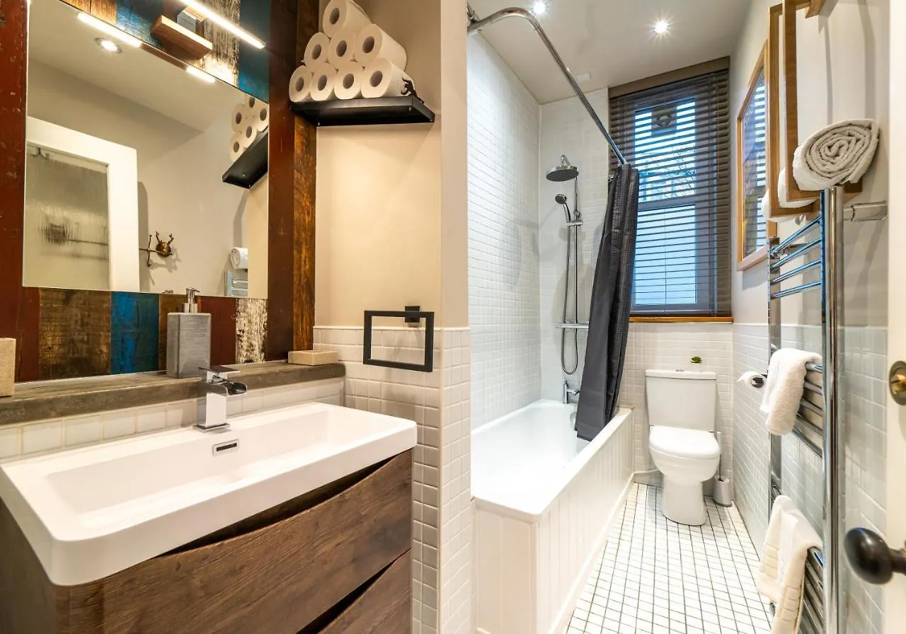 The Waverley Park Residence Edinburgh Apartment